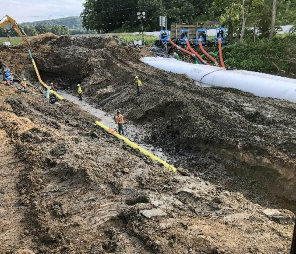 people building pipeline